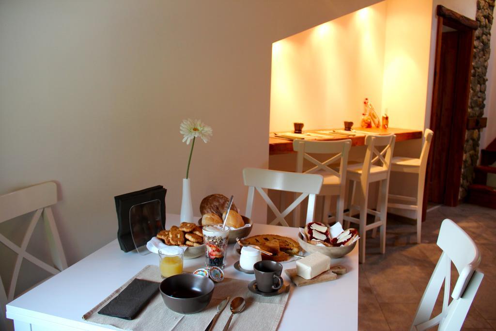Mortirolo Bed and Breakfast Mazzo di Valtellina Rum bild